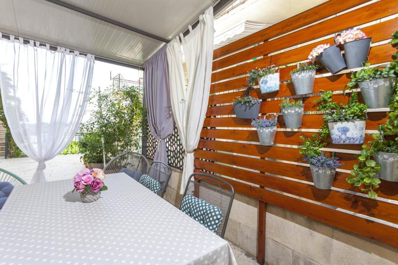 Apartments Maras Makarska Quarto foto